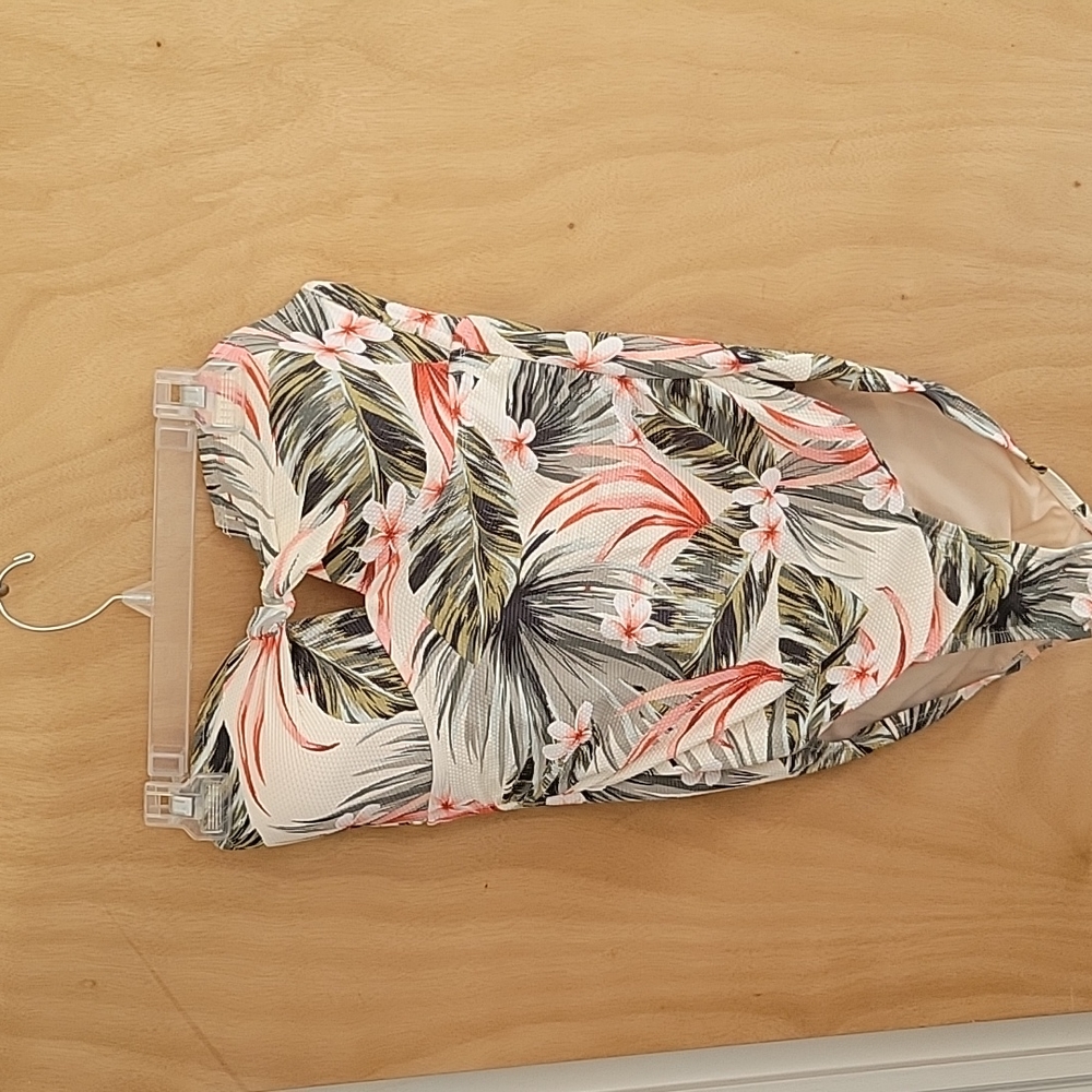 NWT Kona Sol convertible swimsuit